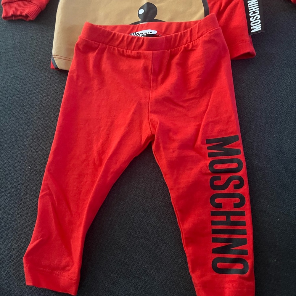 Baby moschino outfit